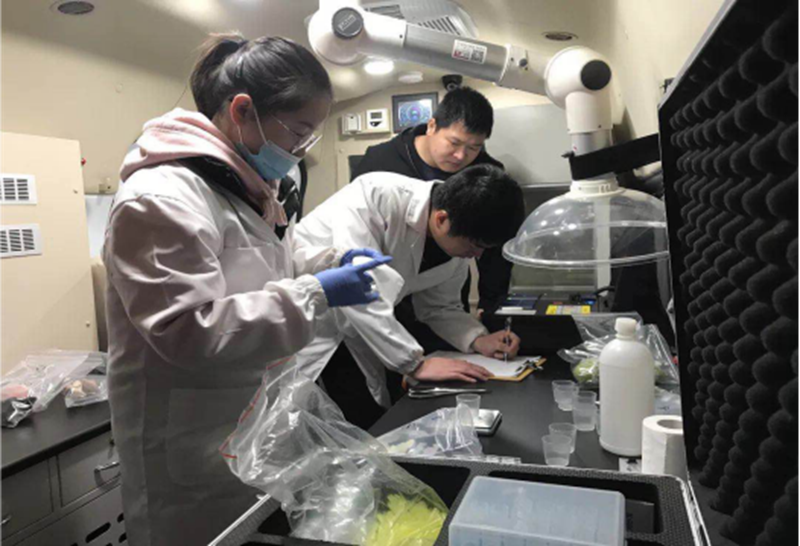 &ldquo;你點(diǎn)我檢&rdquo;食品安全快檢車開進(jìn)浦江農(nóng)批市場(chǎng)