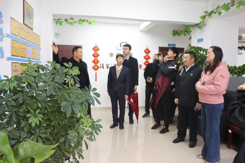 濟寧市高新區(qū)建設局、綜合執(zhí)法局領導到華悅物業(yè)調(diào)研