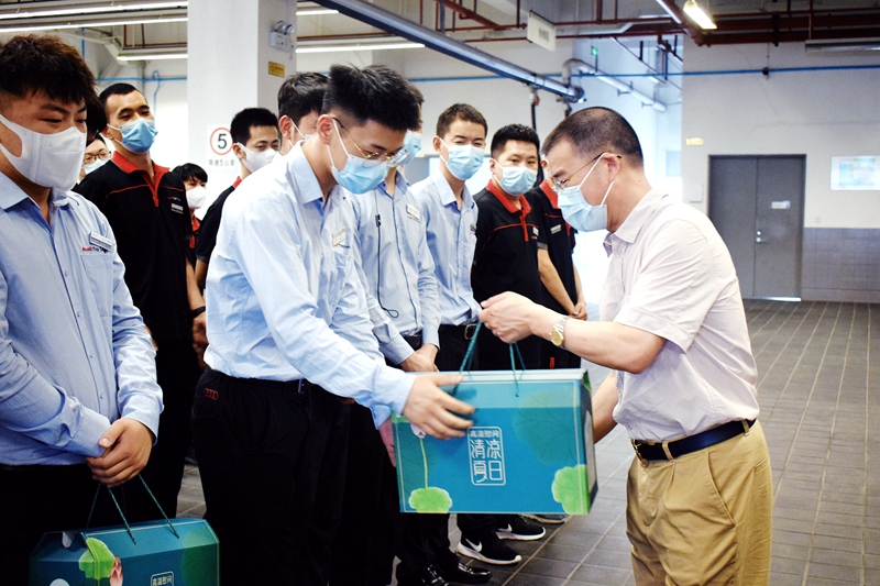 包中海赴嘉興&ldquo;送清涼&rdquo;