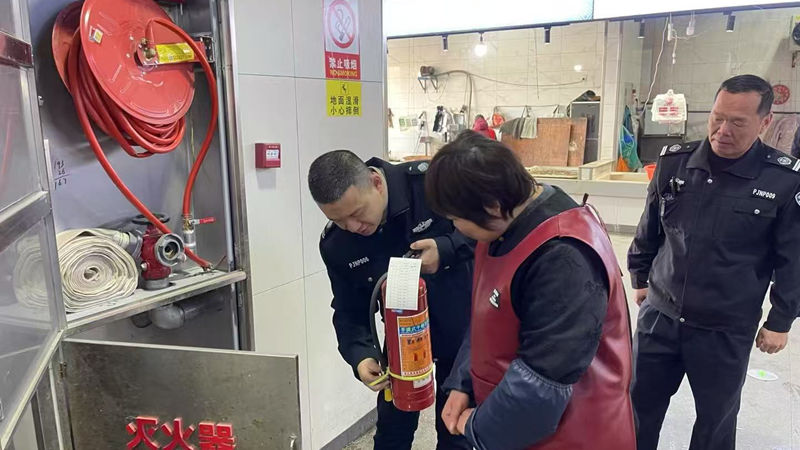 浦江農(nóng)批市場開展&ldquo;問與答、學與用&rdquo;消防安全主題活動